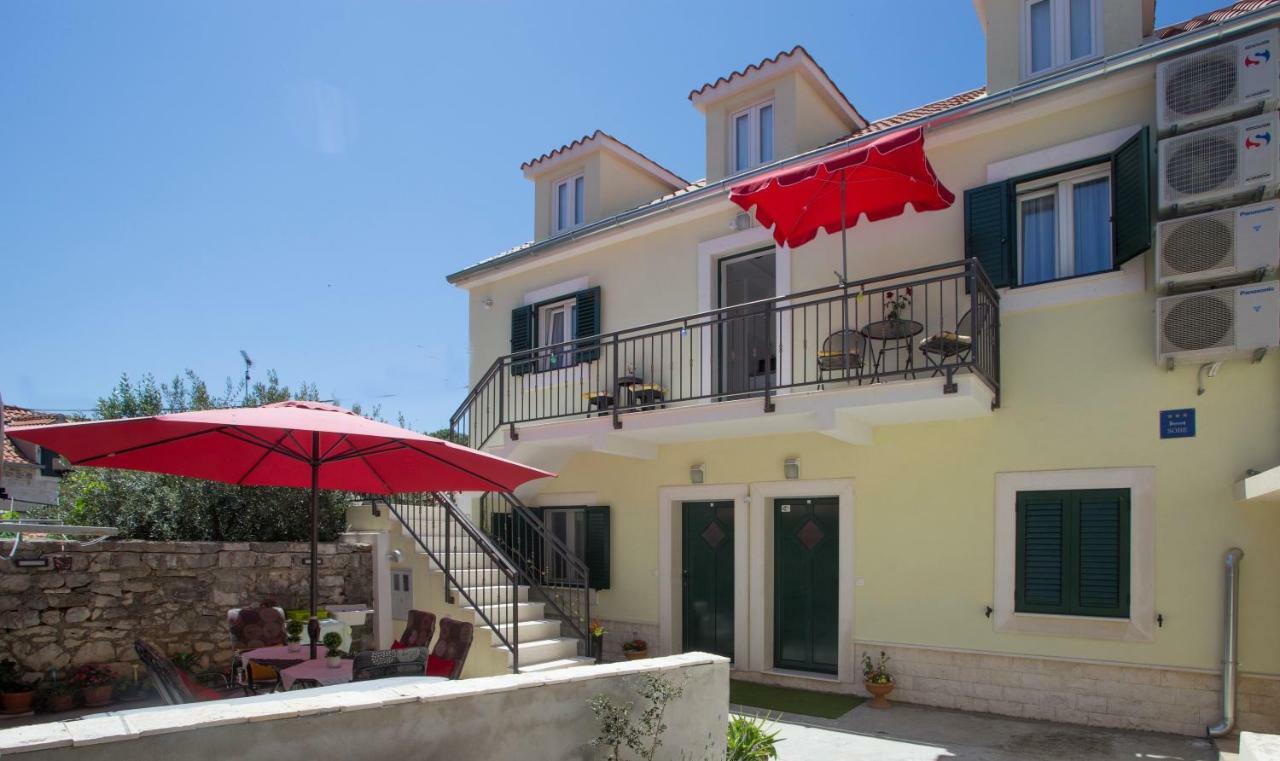 Old Town 3* Split